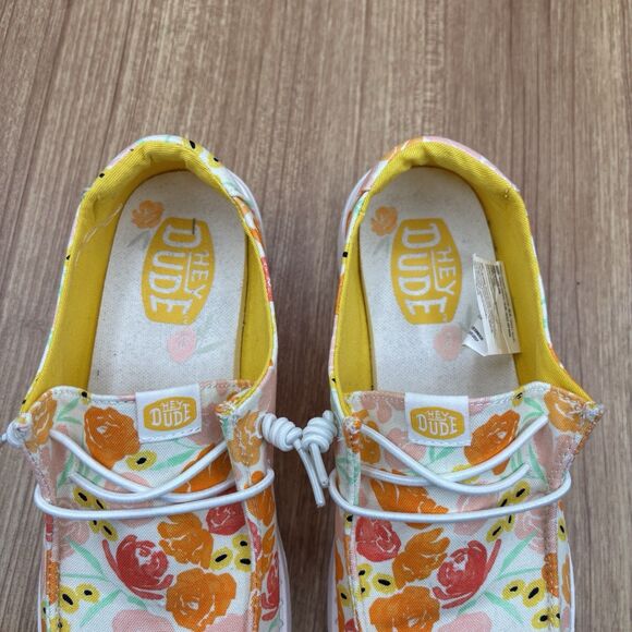 Hey Dude Wendy Watercolor Floral Petal Pink Multi Women’s Size 8 Sneakers - Picture 7 of 8